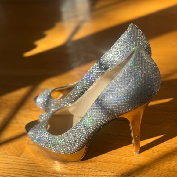 Enzo Angiolini heels - Picture 1 of 6
